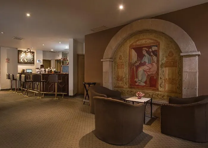 Jose Antonio Hotel 4*
