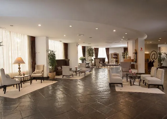 Hotel Jose Antonio 4*