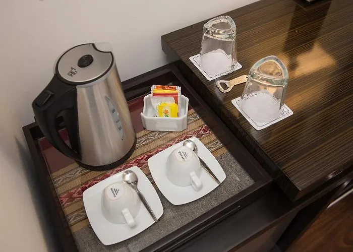 Jose Antonio Hotel 4*